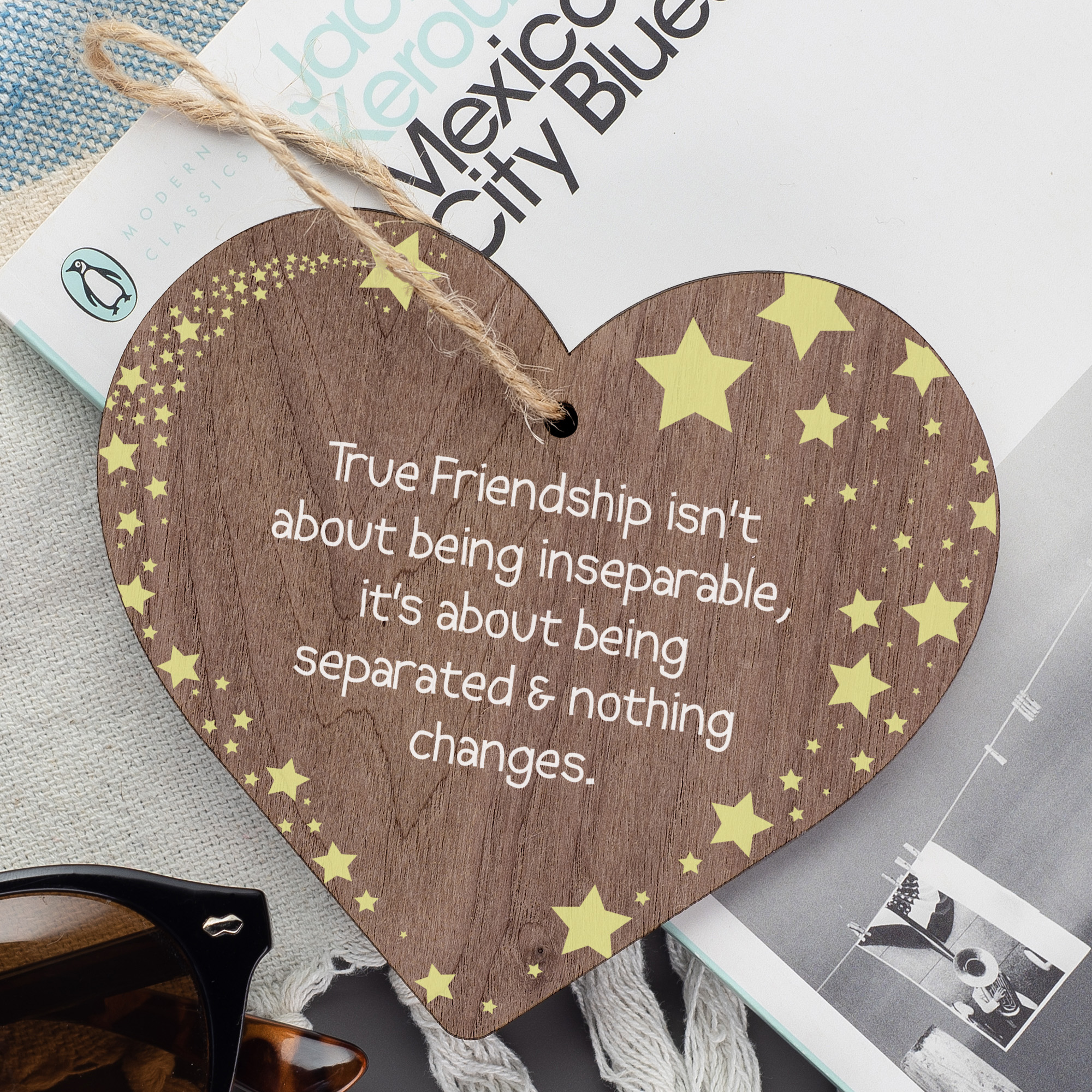 True Friendship Gift Best Friend Sign Handmade Wood Heart Chic Plaque Birthday - Picture 1 of 5